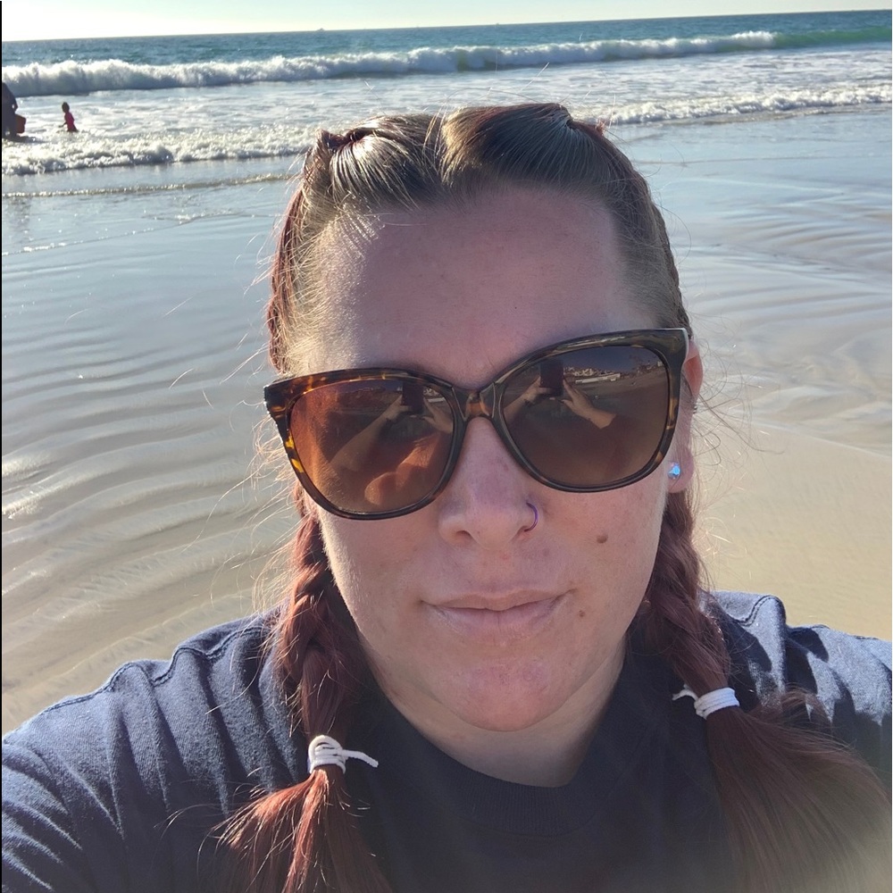 Meet your Posher, Stephanie
